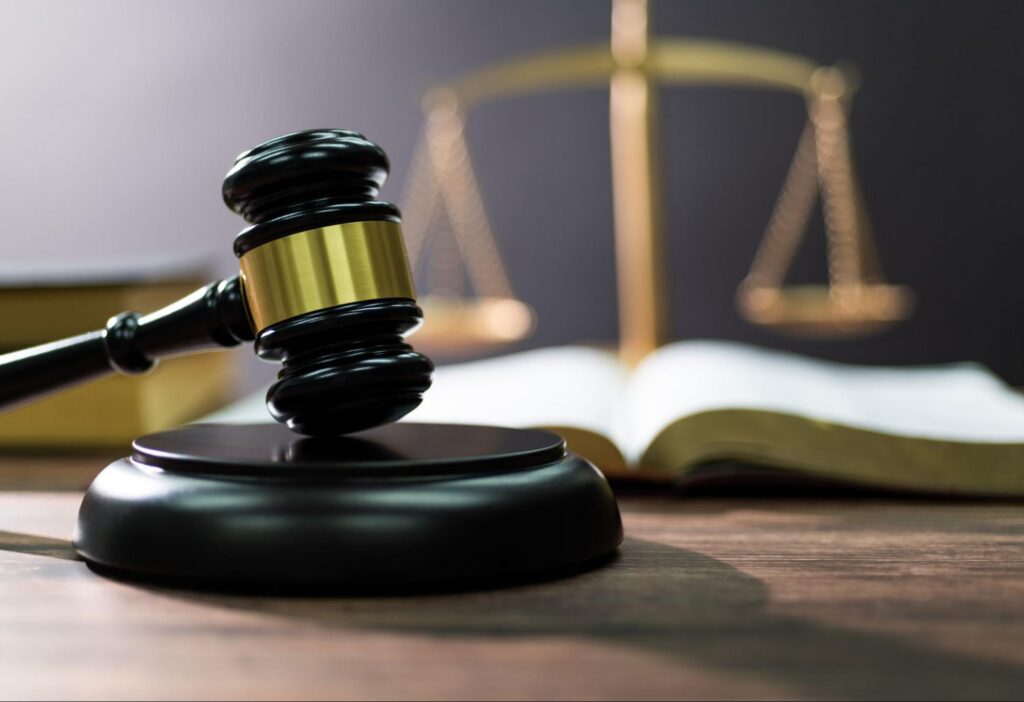 Does Petit Theft Go on Your Permanent Record in Florida?